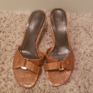Fioni Brown open toe sandals 👡